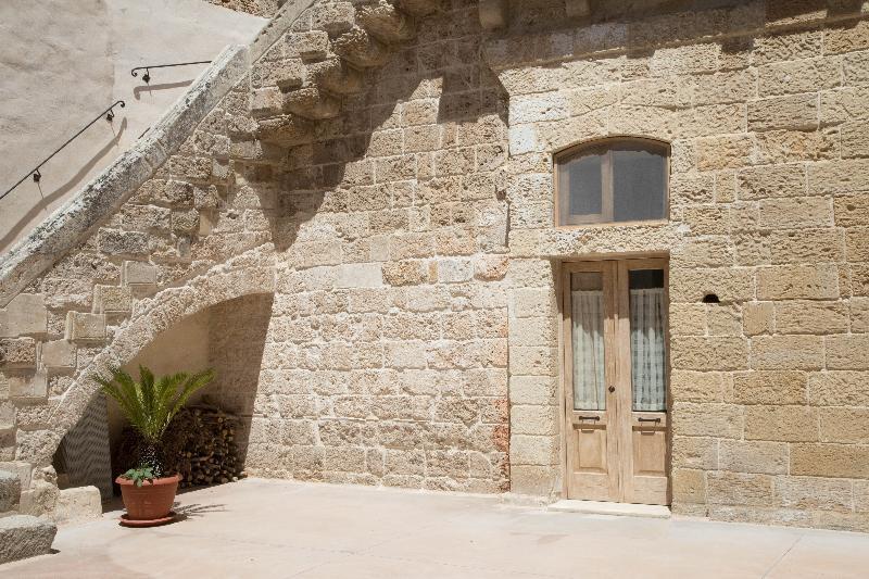 Historia- Dimore Corte Chiesa Corigliano dʼOtranto 외부 사진